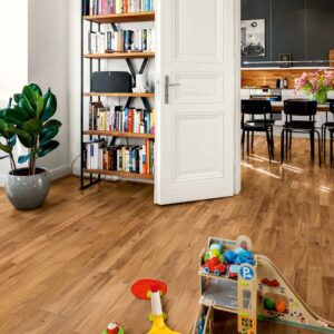 Trägolv Berg & Berg Ek L Vild Mattlack 3-Stav